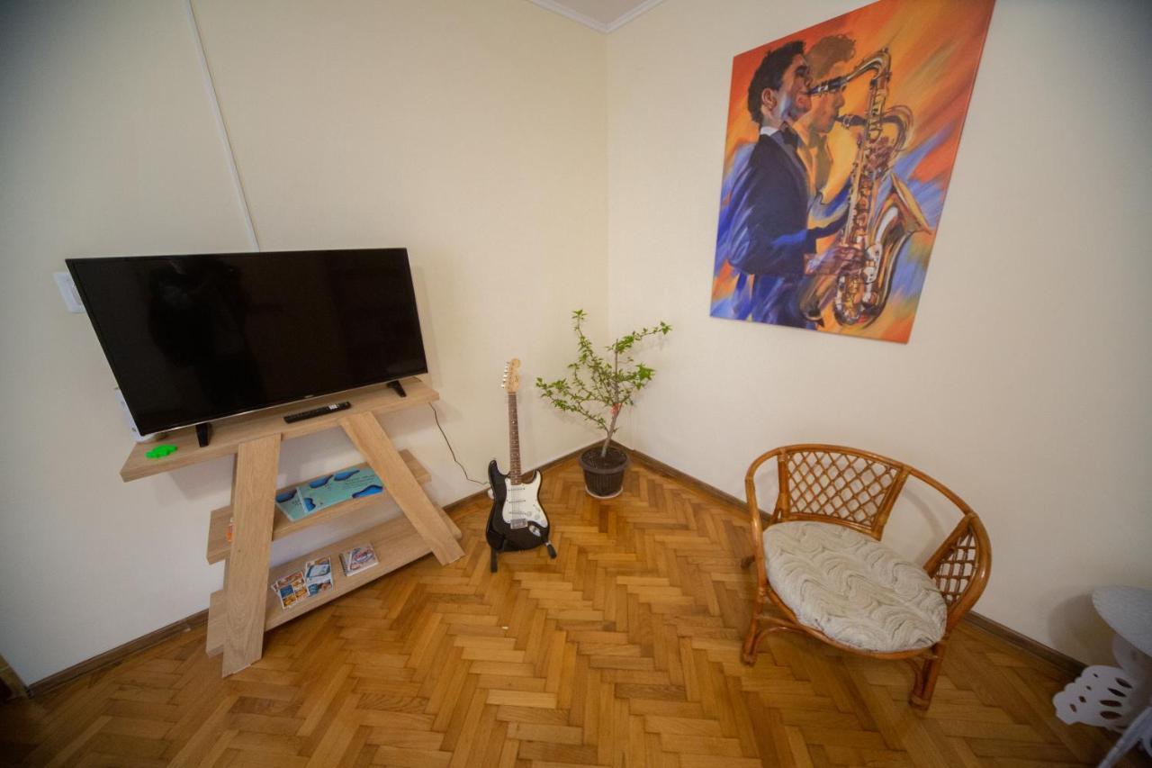 Happy Mood Apartment 5 Brasov Exterior photo