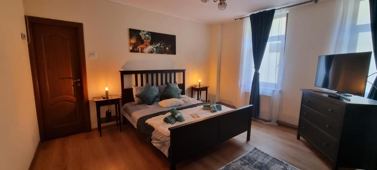 Happy Mood Apartment 5 Brasov Exterior photo